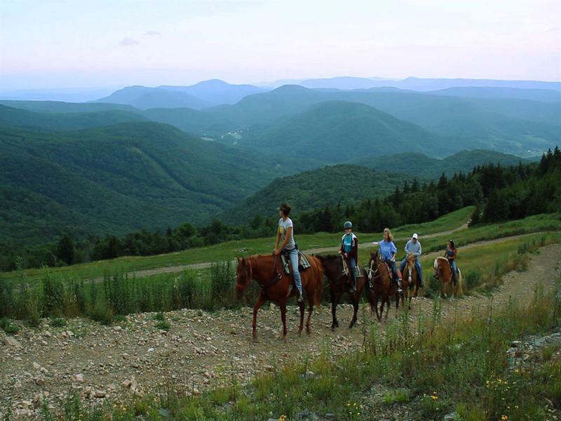 Hotel Top Of The World Snowshoe Exterior foto